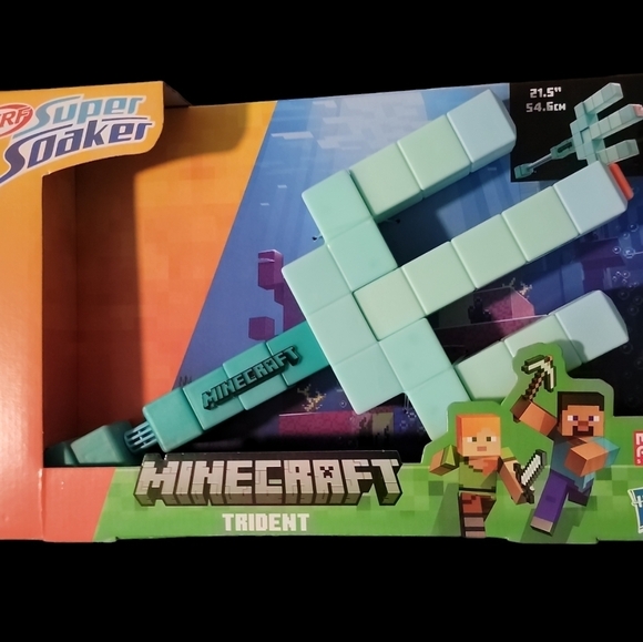 Minecraft Nerf Super Soaker Bundle. Includes Trident and Glow Squid Super Soaker - Picture 5 of 6
